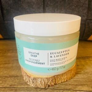 NEW BATH & BODY WORKS Eucalyptus & Lavender Body Scrub